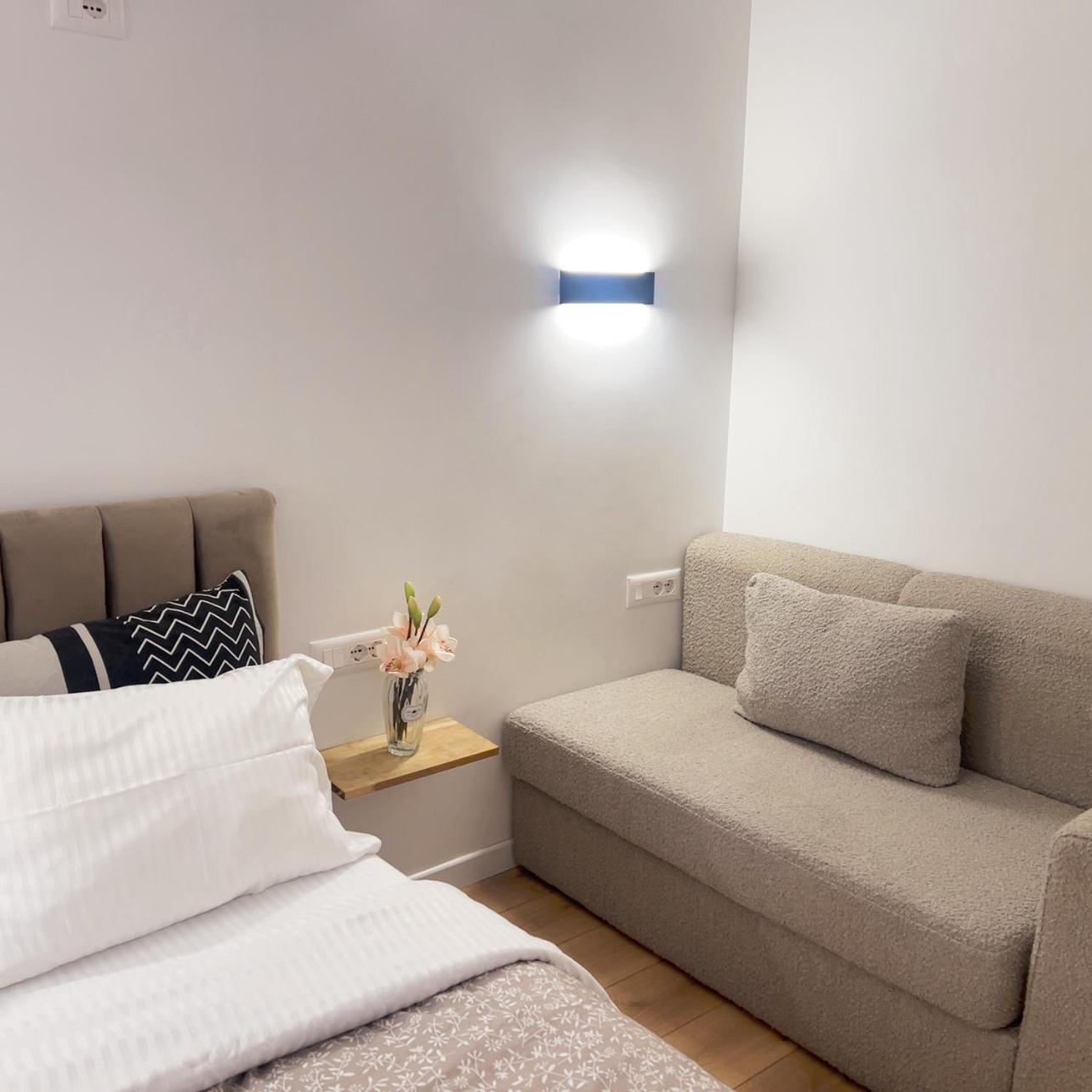 Bllok Scandi Apartments 1 Self-Check-In Tirana Buitenkant foto